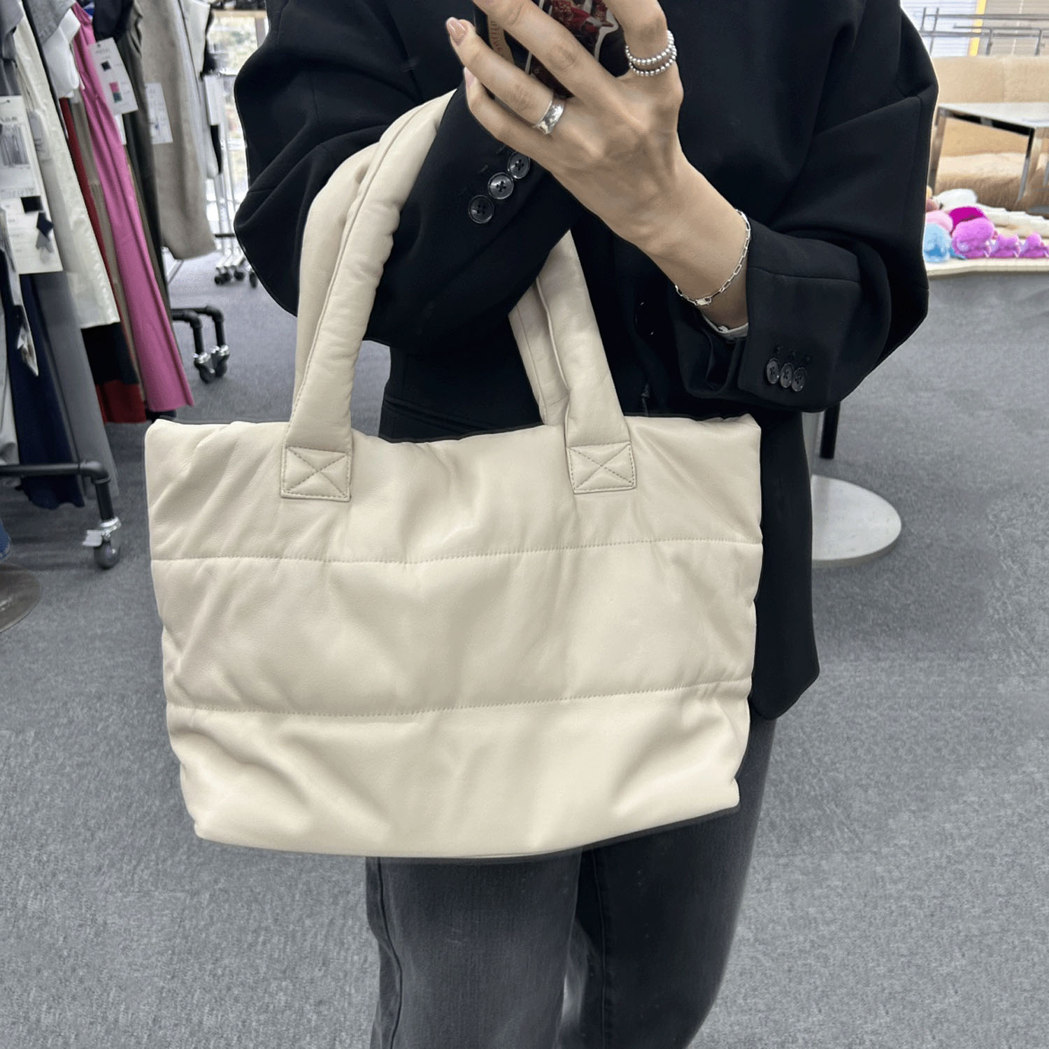ラムレザーキルティングバッグ