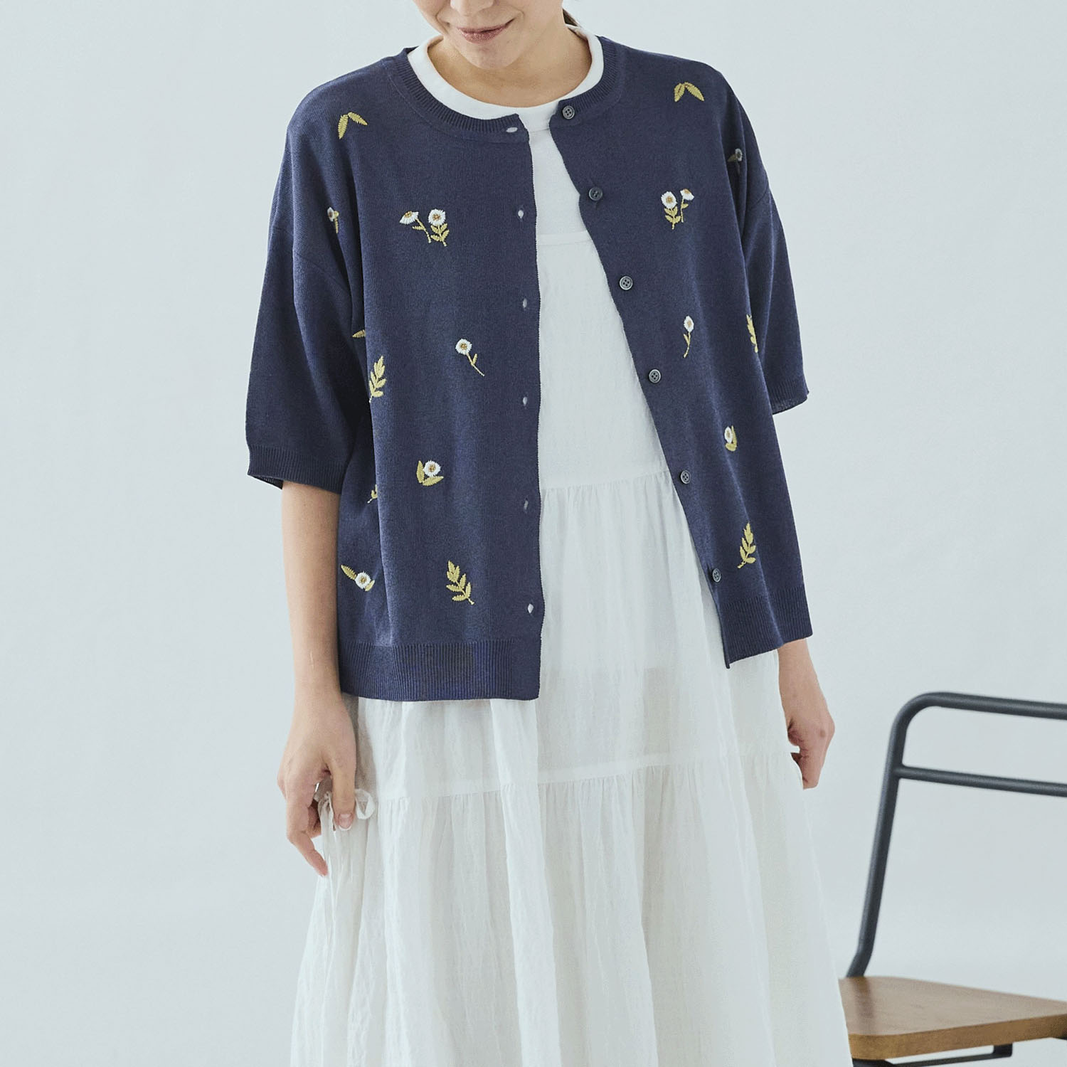 cloudnine  花刺繍入りニットカーディガン