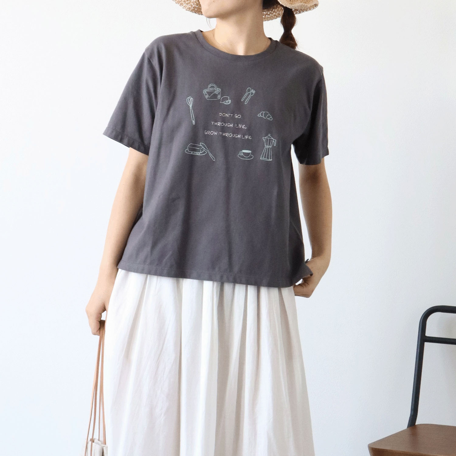 cloudnine ノンノ UV加工 コットンSZ天竺ピクニックモチーフプリント＋文字刺繍入りTシャツ