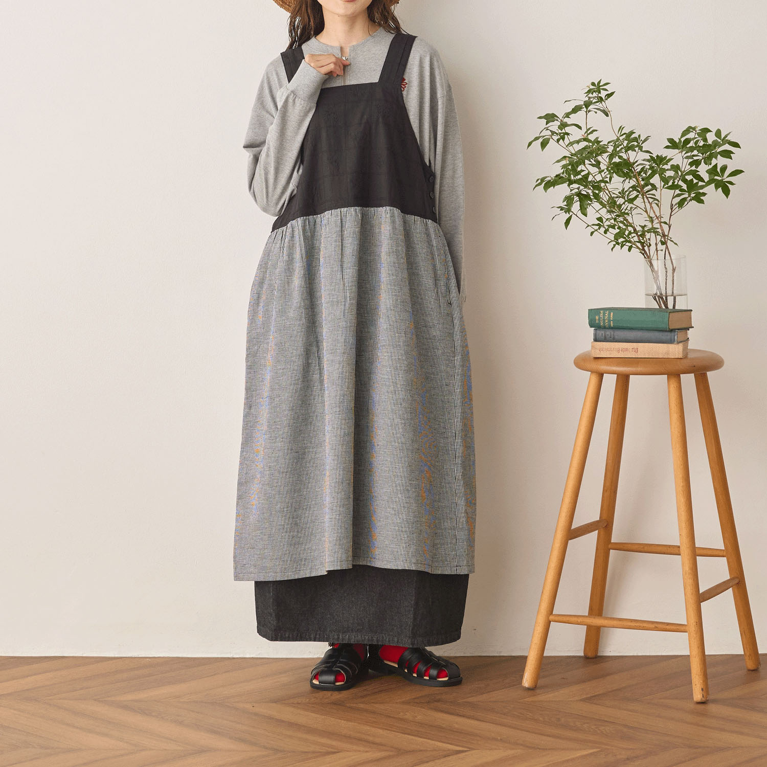 cloudnine ノンノ チェック切替え刺繍ワンピースエプロン