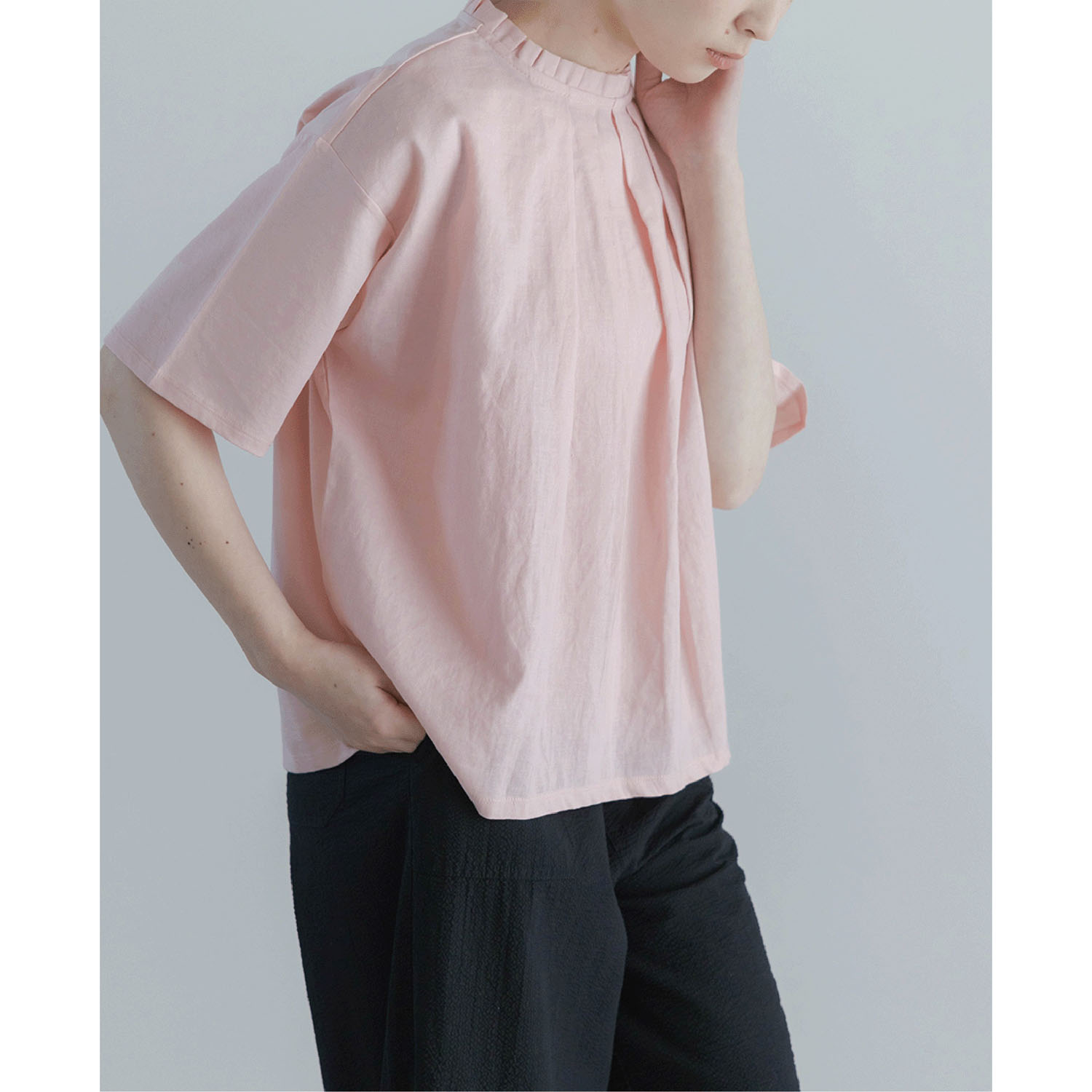 LILASIC シルケット天竺フリルカラーTシャツ