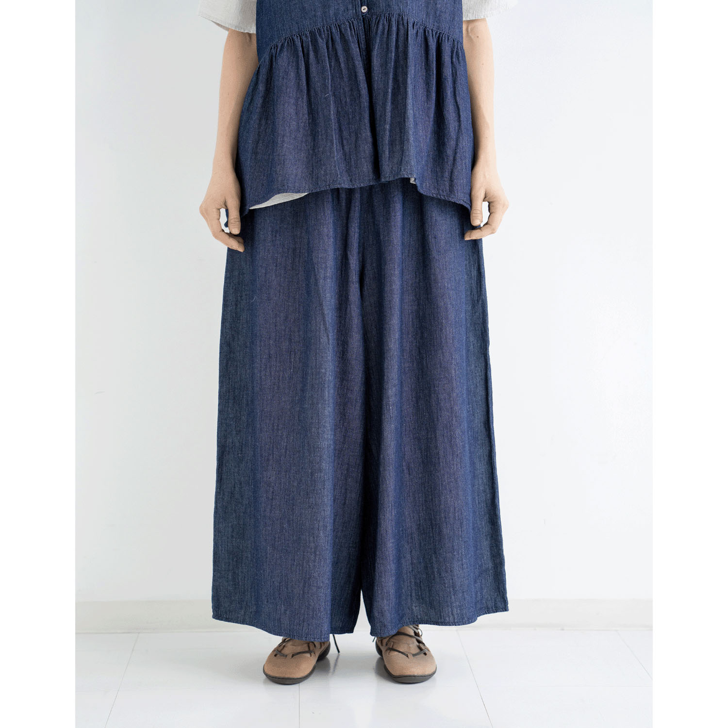 ista－ire 4．5oz綿麻甘撚りデニムフレアパンツ
