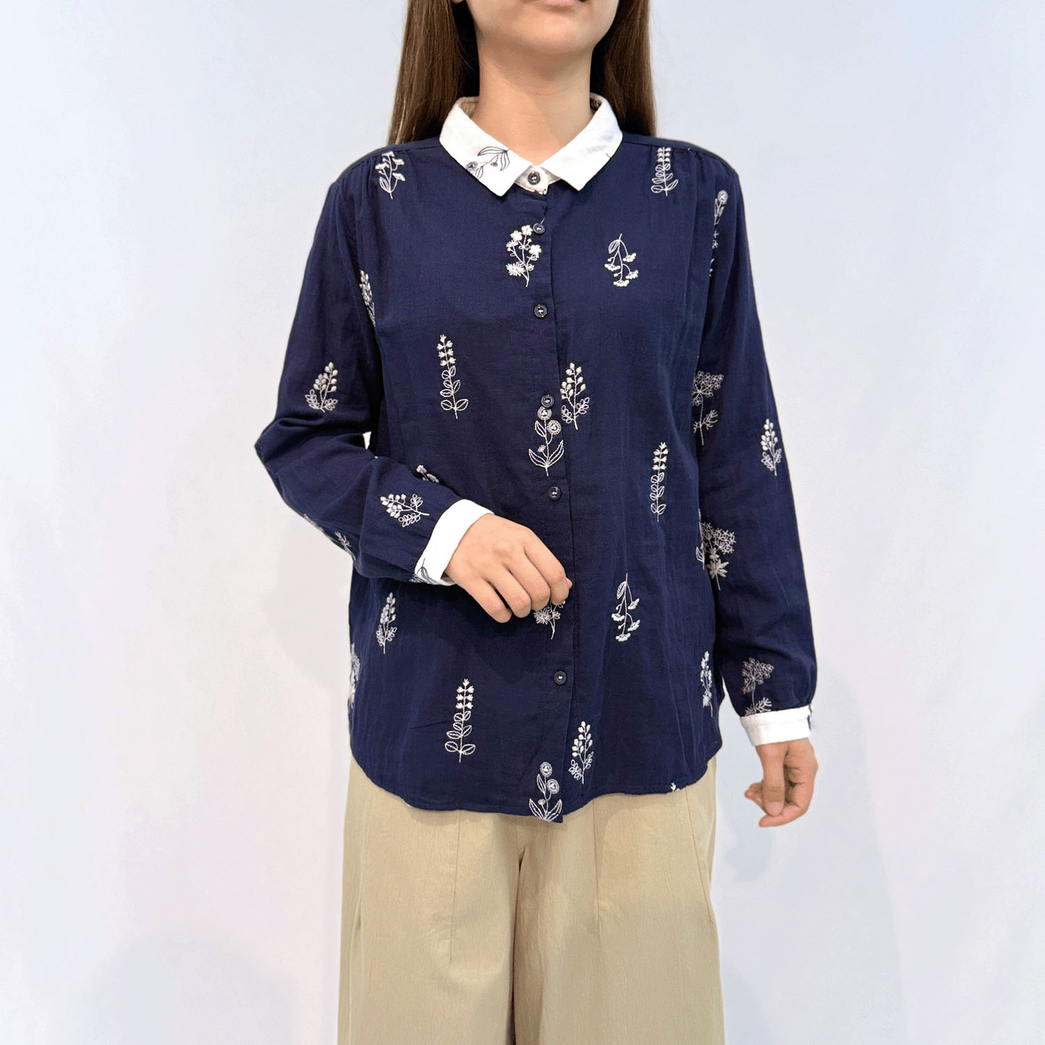 MAKITO ダブルガーゼ花柄刺しゅうクレリックブラウス