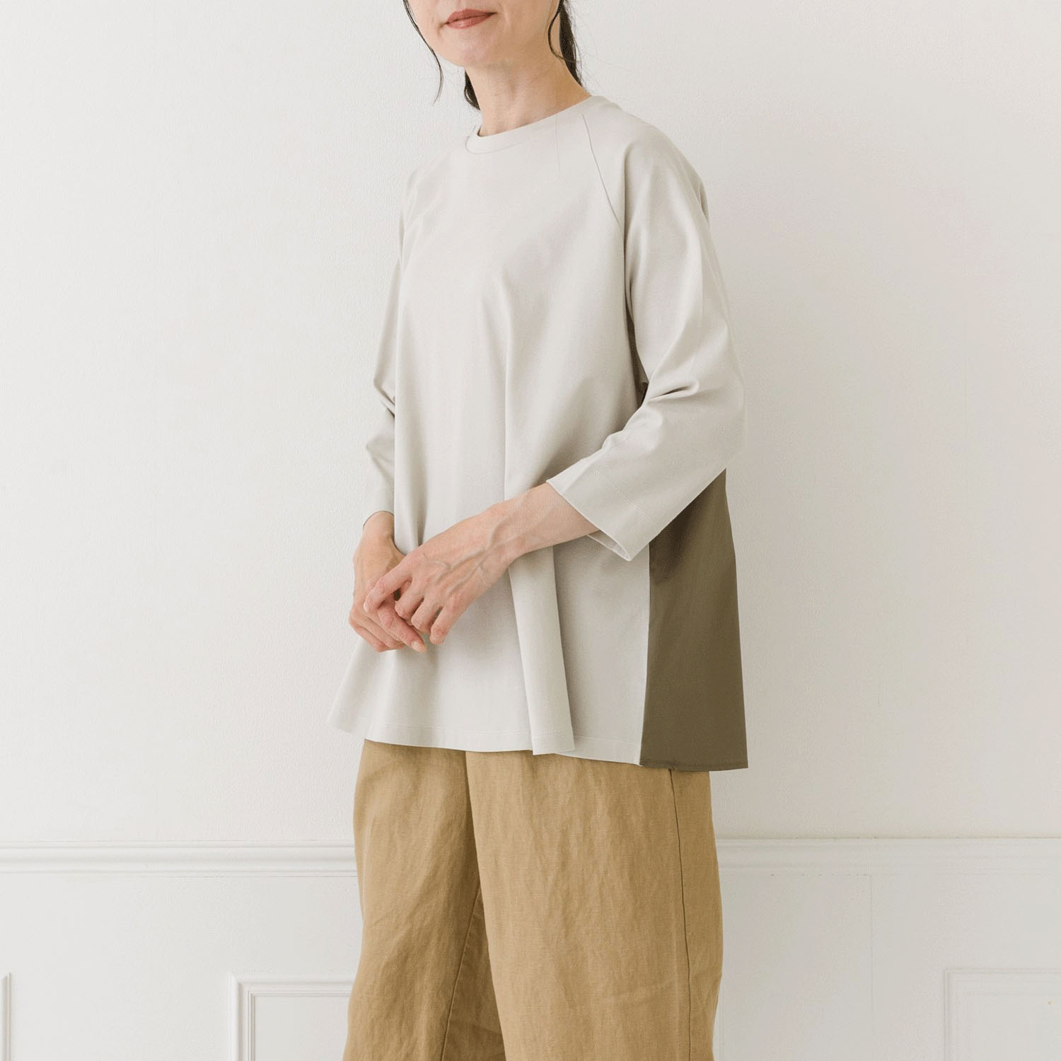 【お取り寄せ】Crea delice バック異素材切替プルオーバー