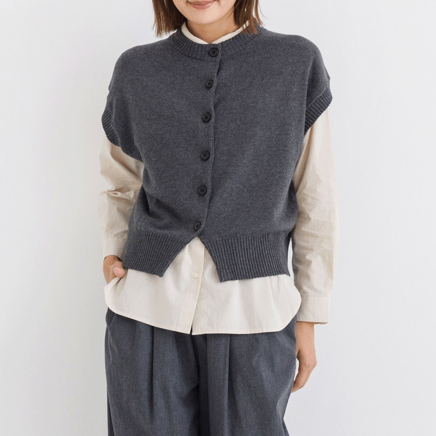 【お取り寄せ】kermu コットンニットボタンフロントワイドベスト