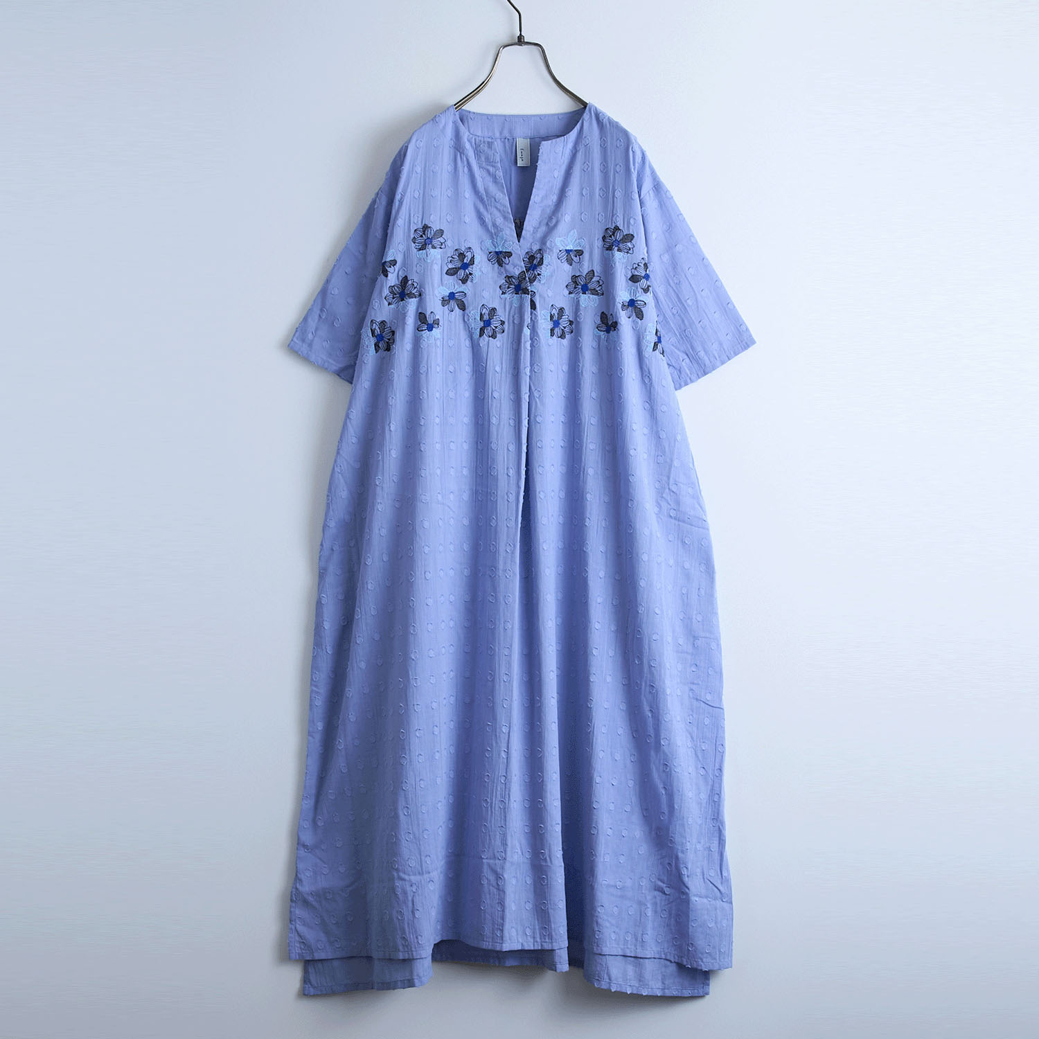 【先行予約】Emago 花刺繍ワンピース