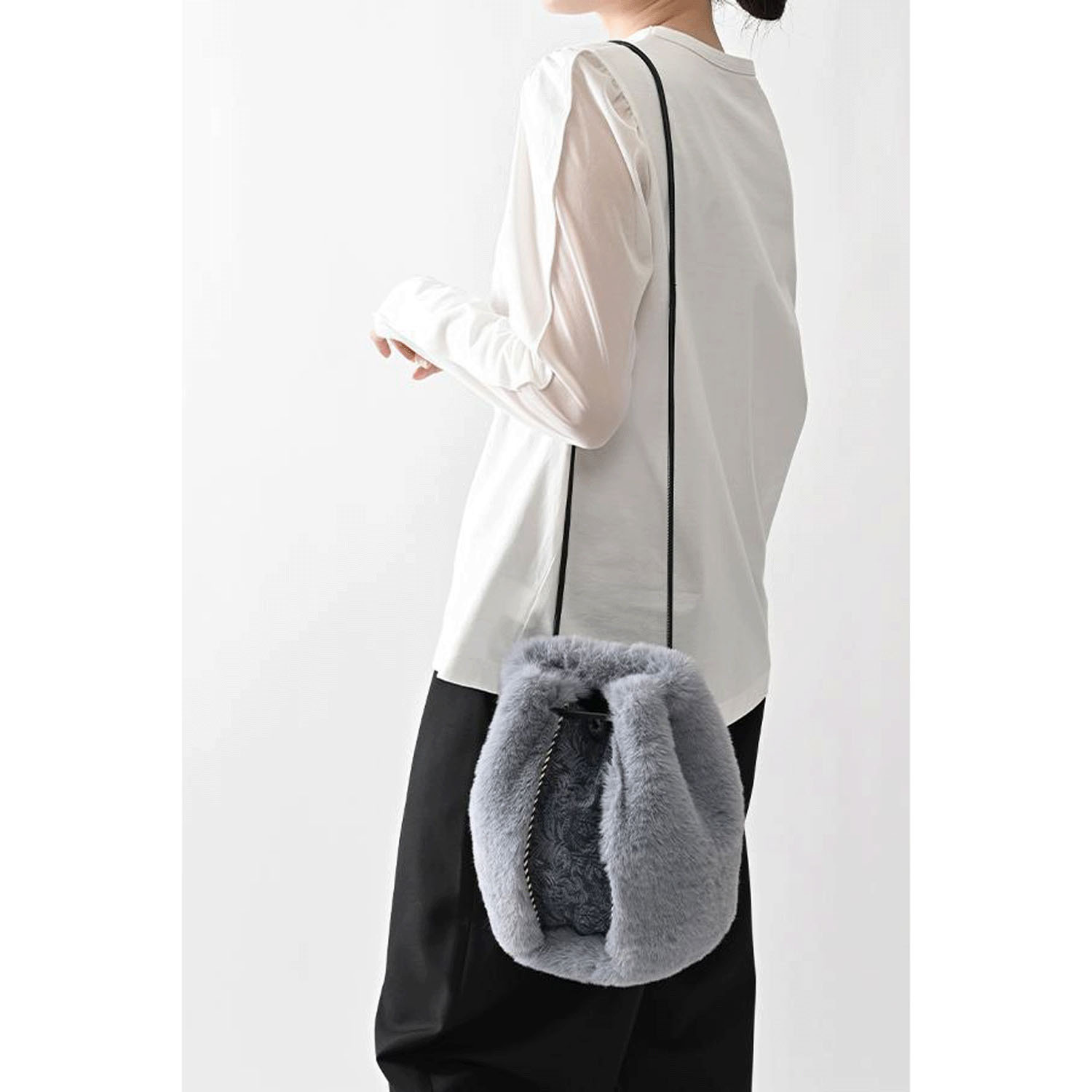 【お取り寄せ】akane COCOONBAG