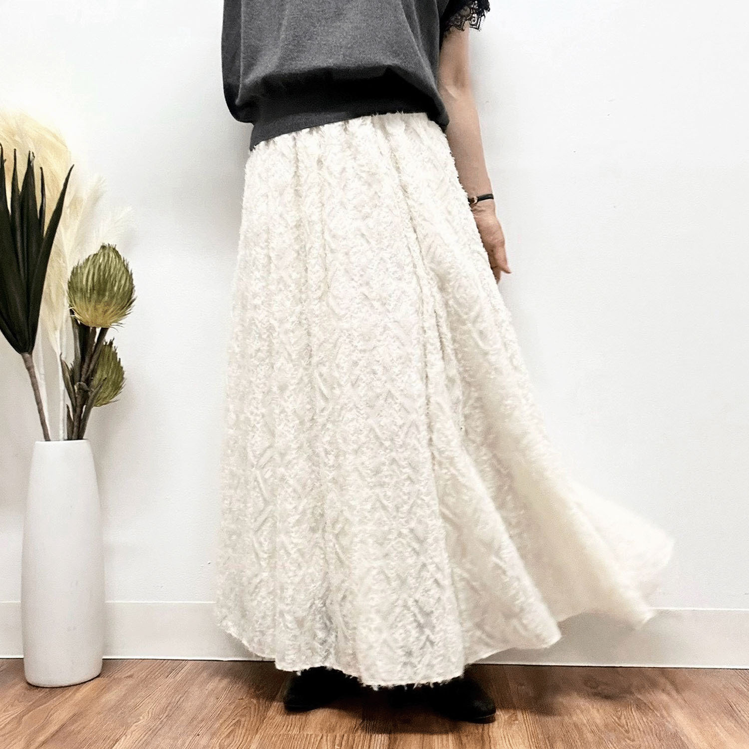 MONiLE シアーダイヤ柄ファースカート