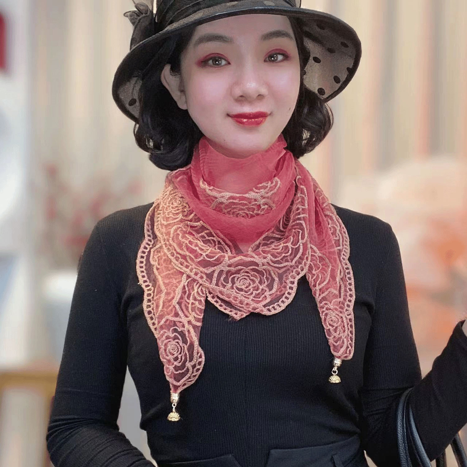 マグネット付ローズ刺繍スカーフ