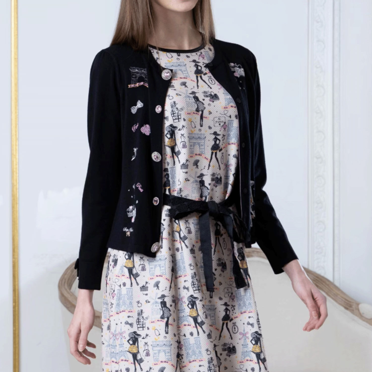 【9月上旬入荷予定】Super Beauty パリ刺繍カーディガン