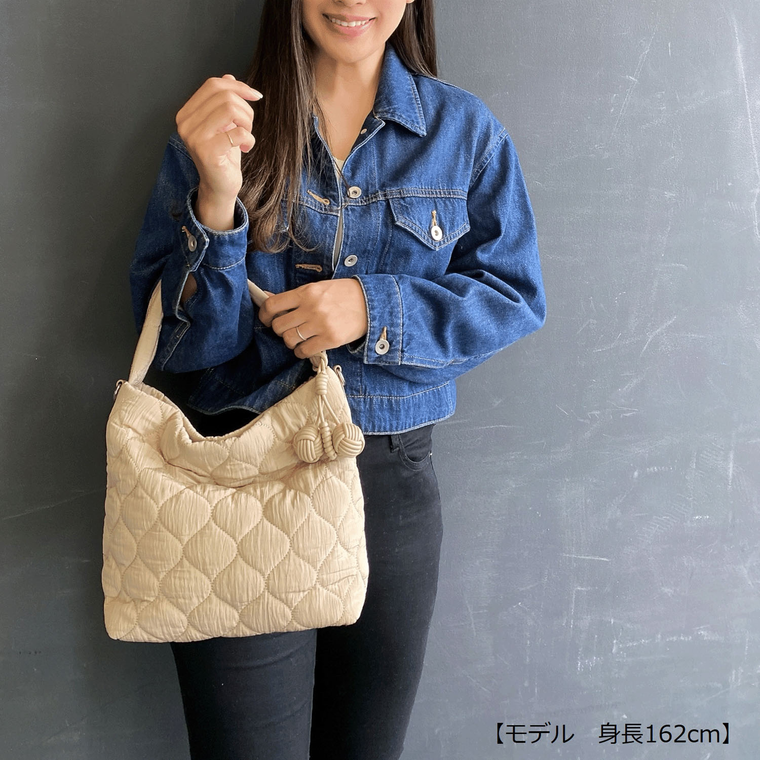 オニオンキルト玉タッセル付き2WAYバッグ