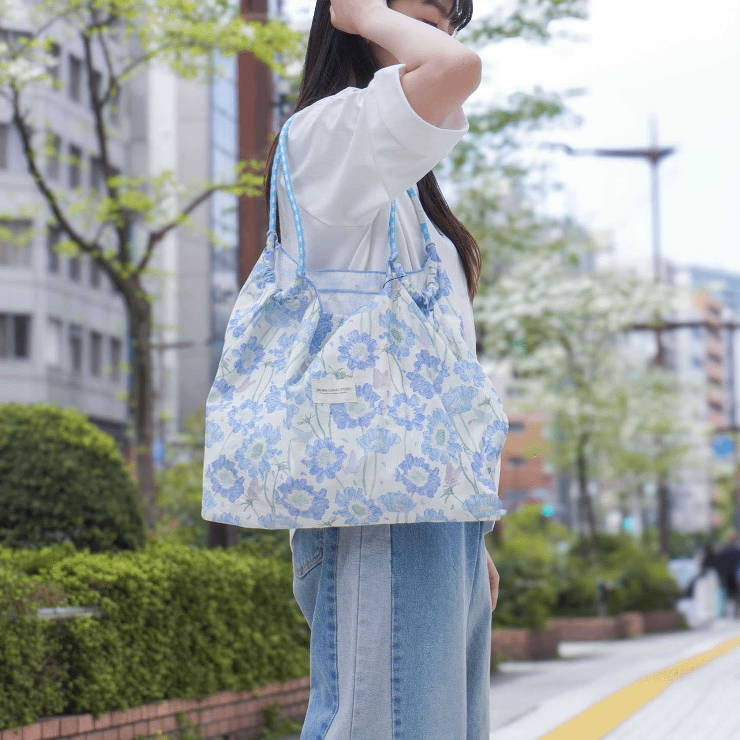 【10－10 次回入荷未定】【72－00と82－00はエトワール別注柄】プリント2WAYバッグ