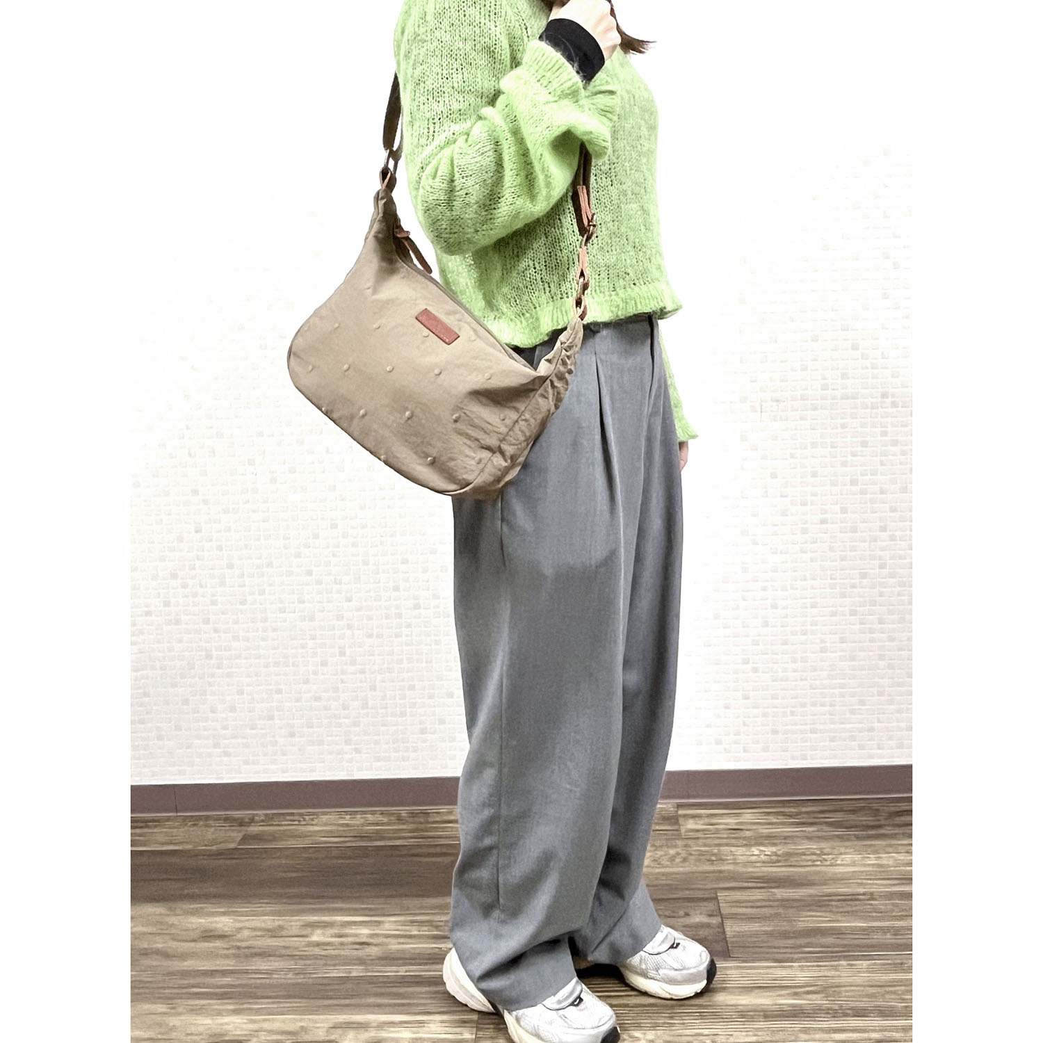 toleur ミニドット刺繍ショルダーバッグ