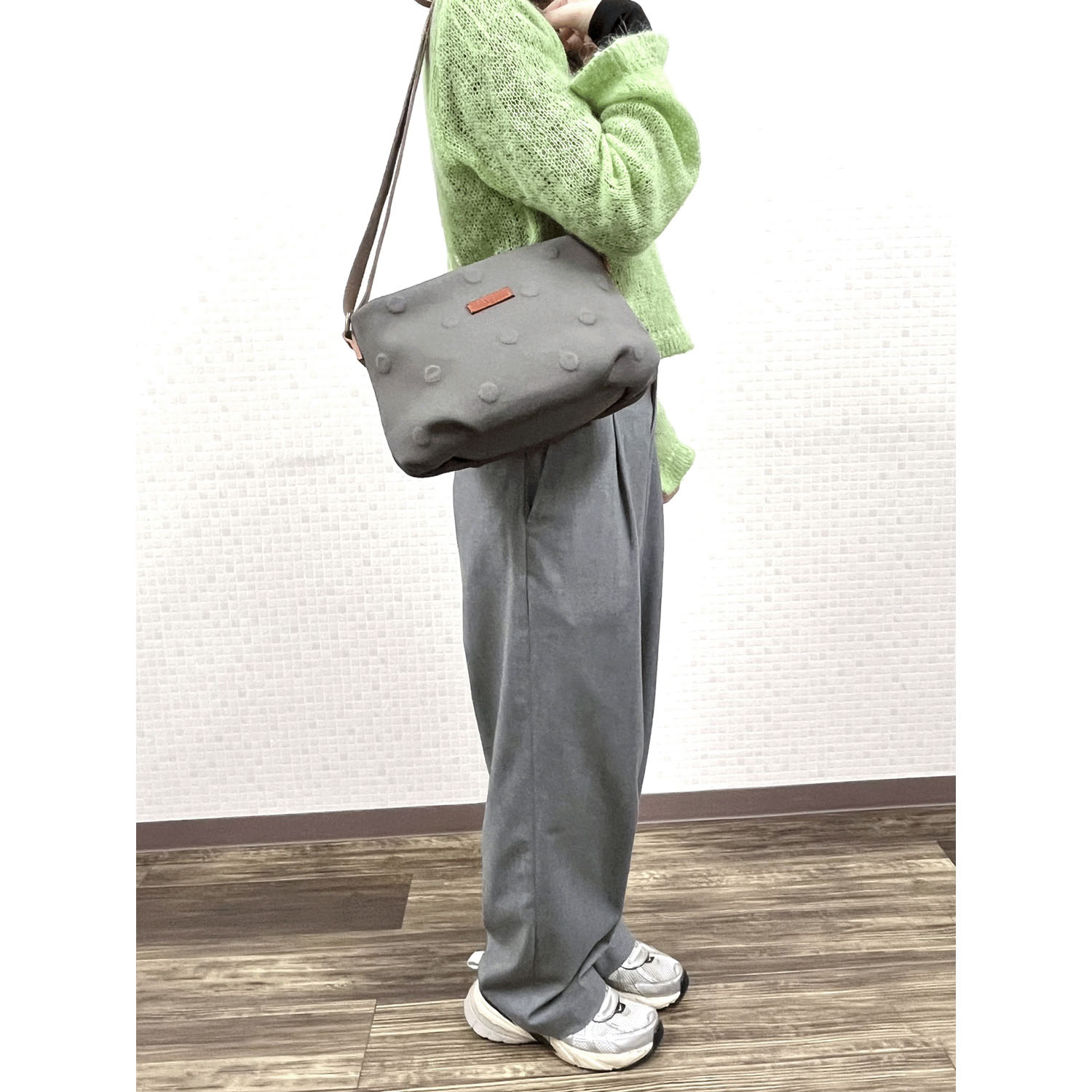 toleur ドット柄ニットショルダーバッグ