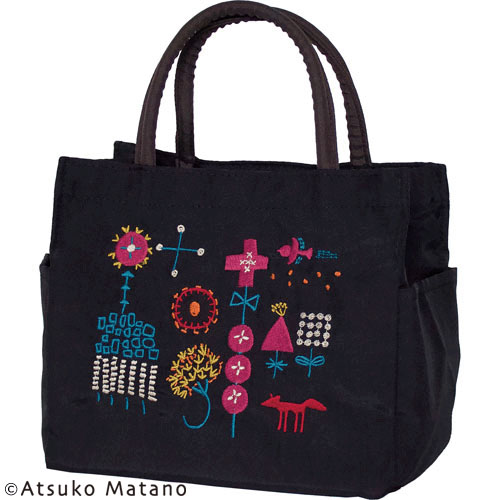 ATSUKO MATANO 刺繍マチ付トート小さな森（ブラック）