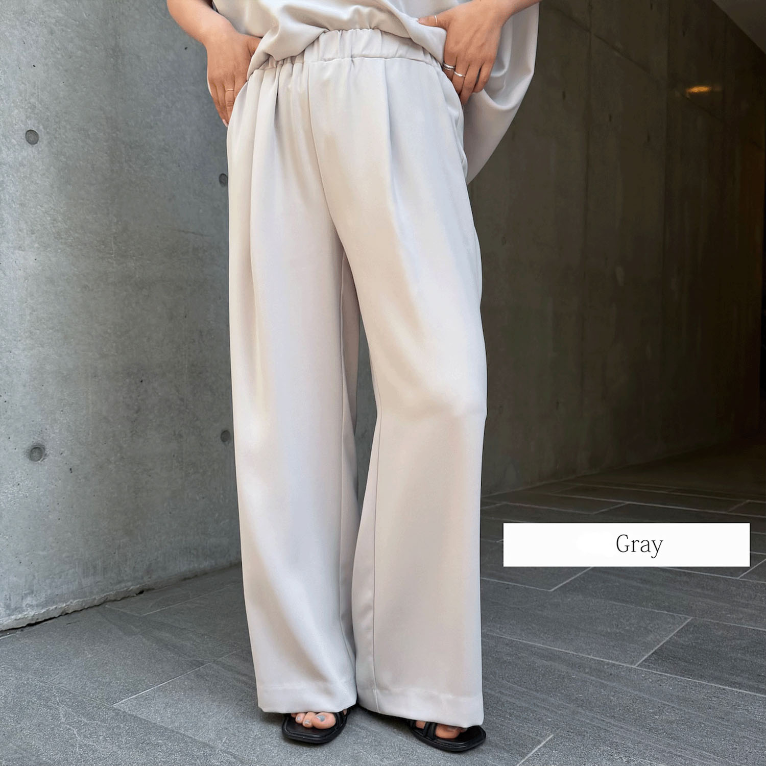 Anna Kerry タックパンツ