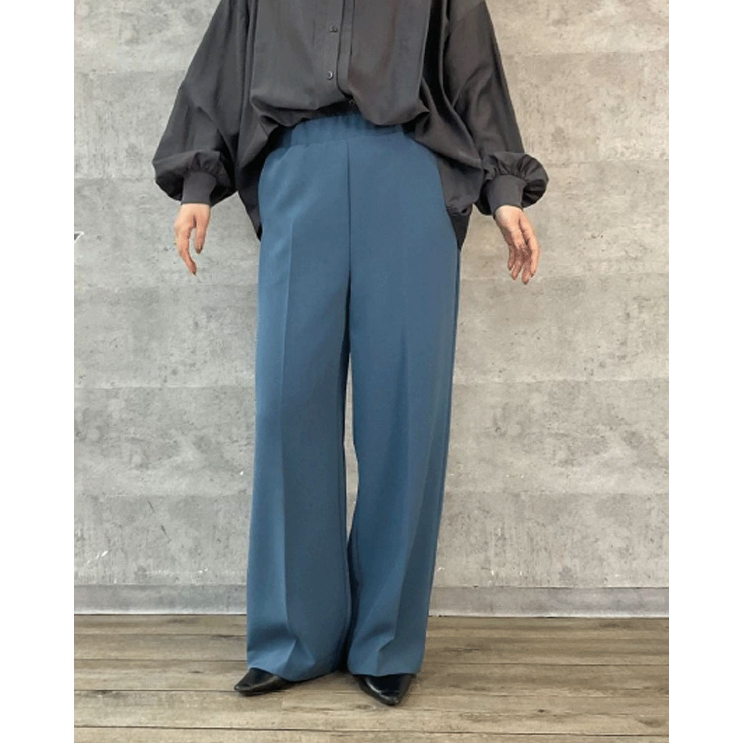 Anna Kerry ワイドストレートパンツ 通年素材