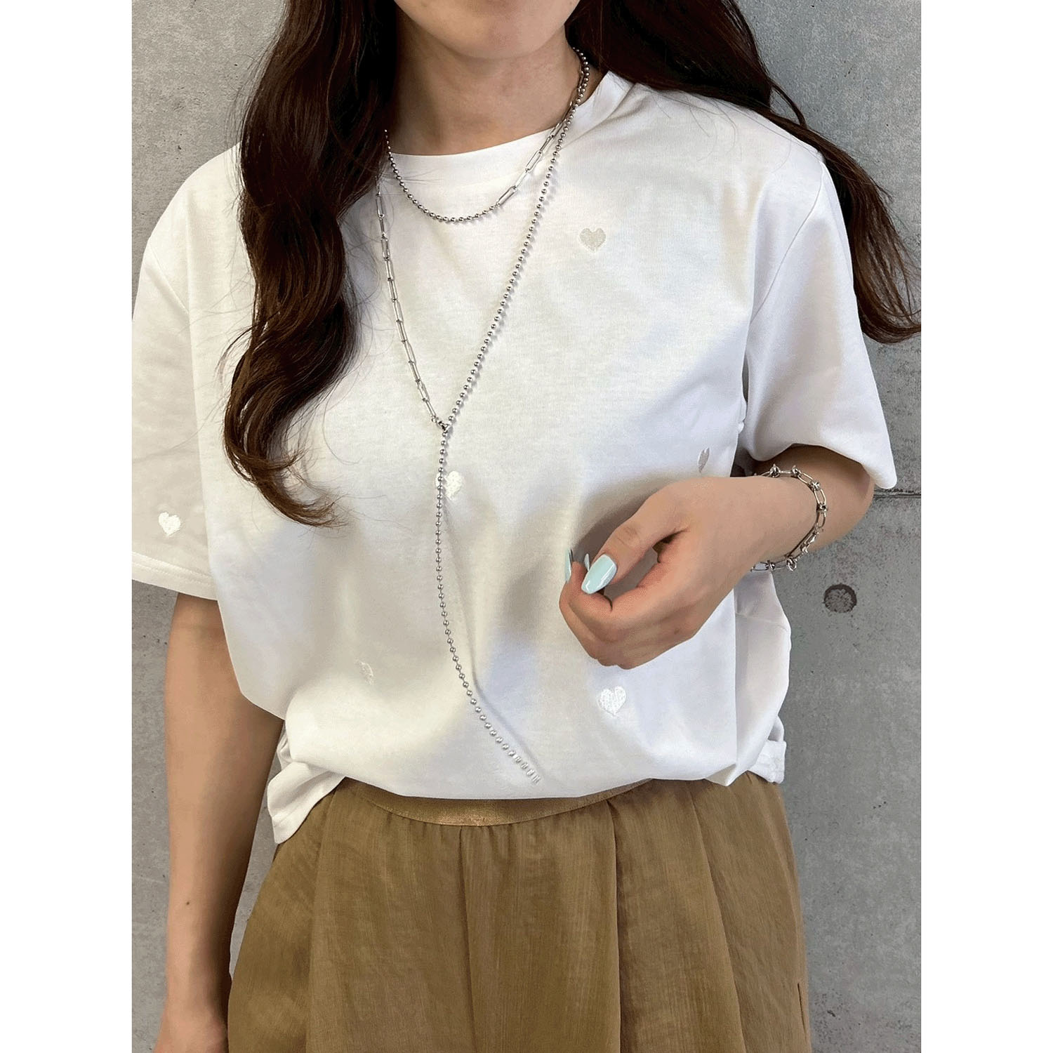 【Insta Live】ROSIEE ハート刺繍Tシャツ